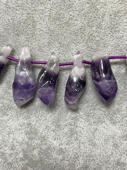 Stone Loose Bead, Dog Teeth, Chevron Amethyst